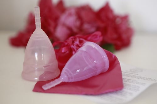 9 REASONS TO USE A MENSTRUAL CUP